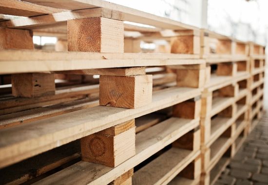 Jakie są plusy korzystania z używanych palet drewnianych Jaworzno ?